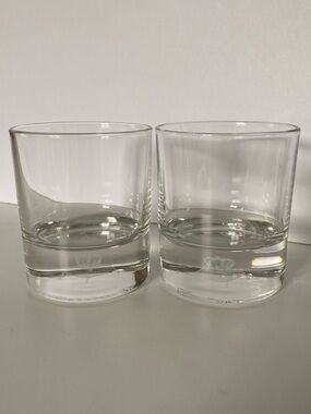 Crown Royal 3D Hologram Glasses Floating Pillow Etched Rocks Tumbler LowBall EUC